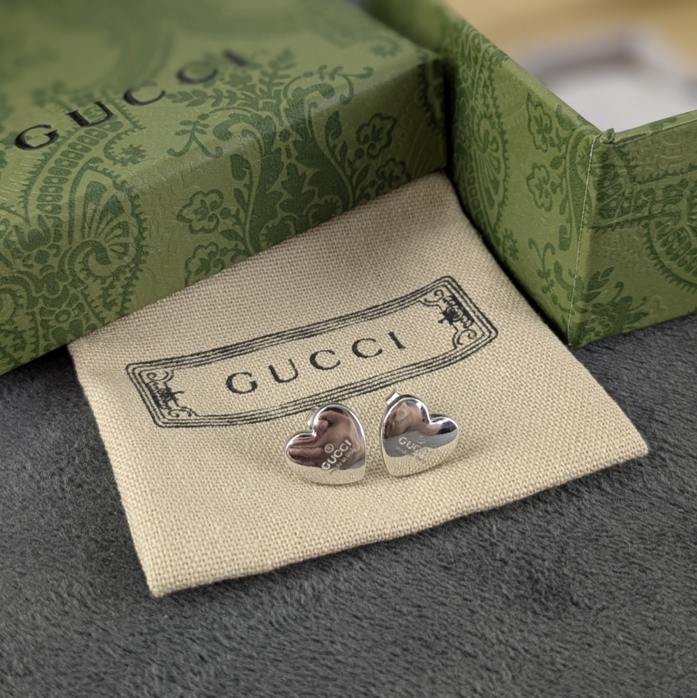 Gucci Heart Pierced Earrings Unisex Men's Women's